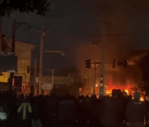 خیزش، در خطر مصادره و جنگ